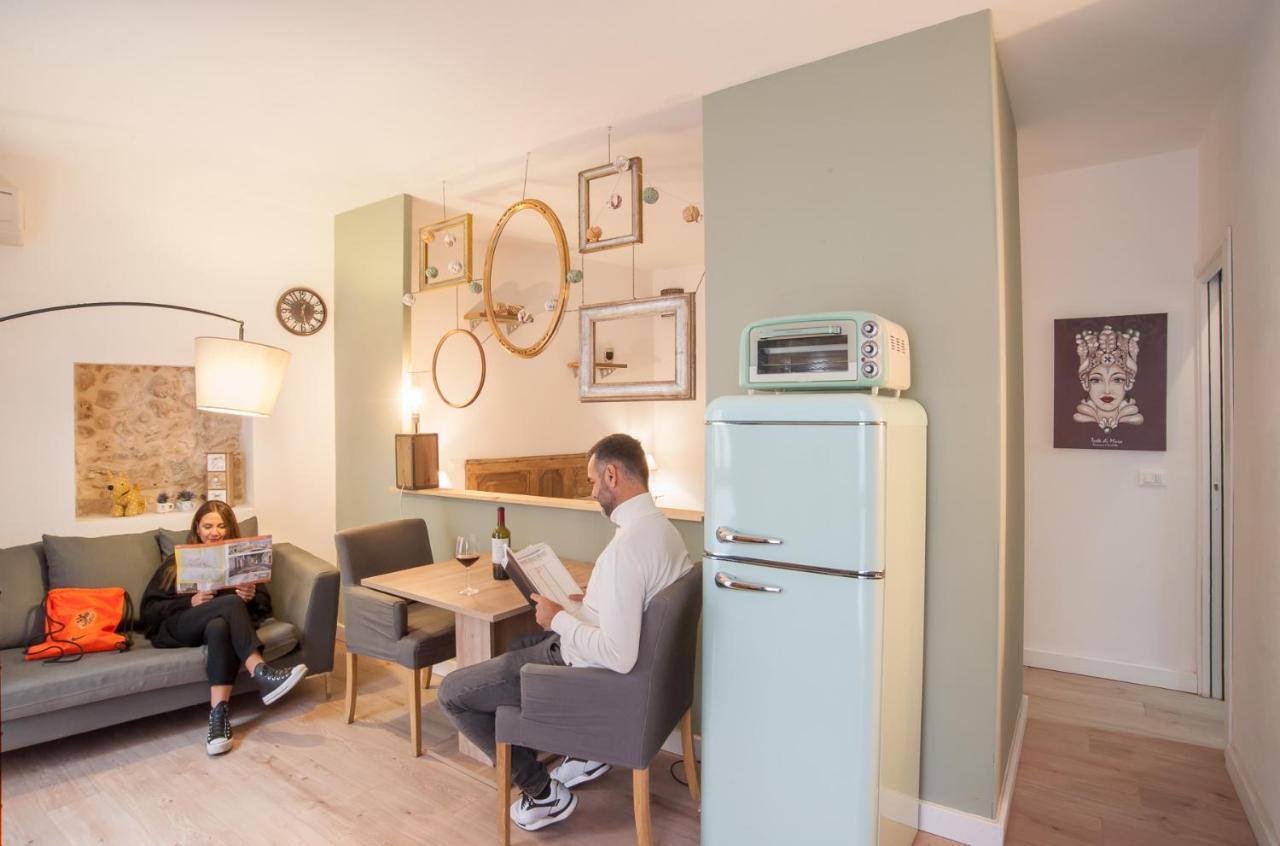 Homes4Holidays - Artistic Nest シラクーサ エクステリア 写真