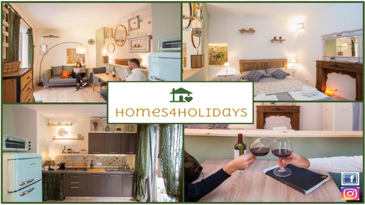 Homes4Holidays - Artistic Nest シラクーサ エクステリア 写真