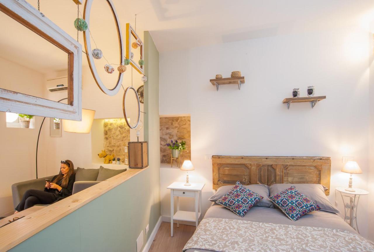 Homes4Holidays - Artistic Nest シラクーサ エクステリア 写真