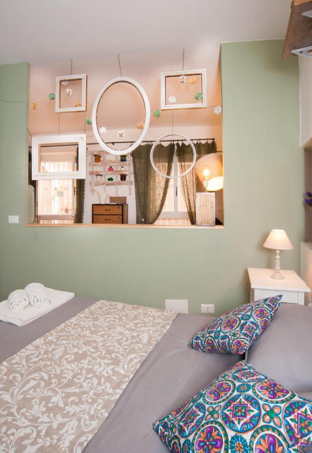 Homes4Holidays - Artistic Nest シラクーサ エクステリア 写真
